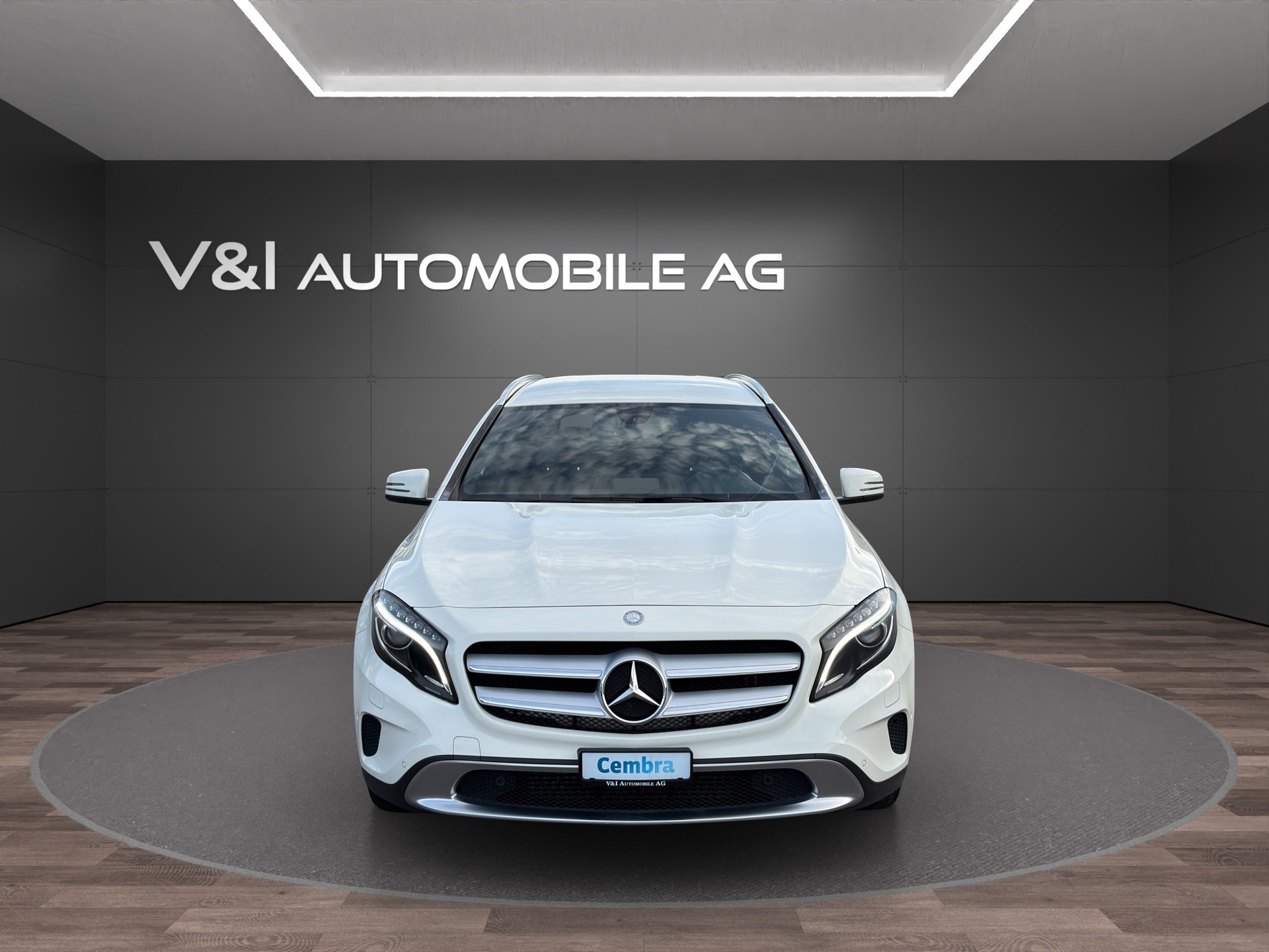 MERCEDES-BENZ GLA 220 CDI Urban 4Matic 7G-DCT-showroom-element-2