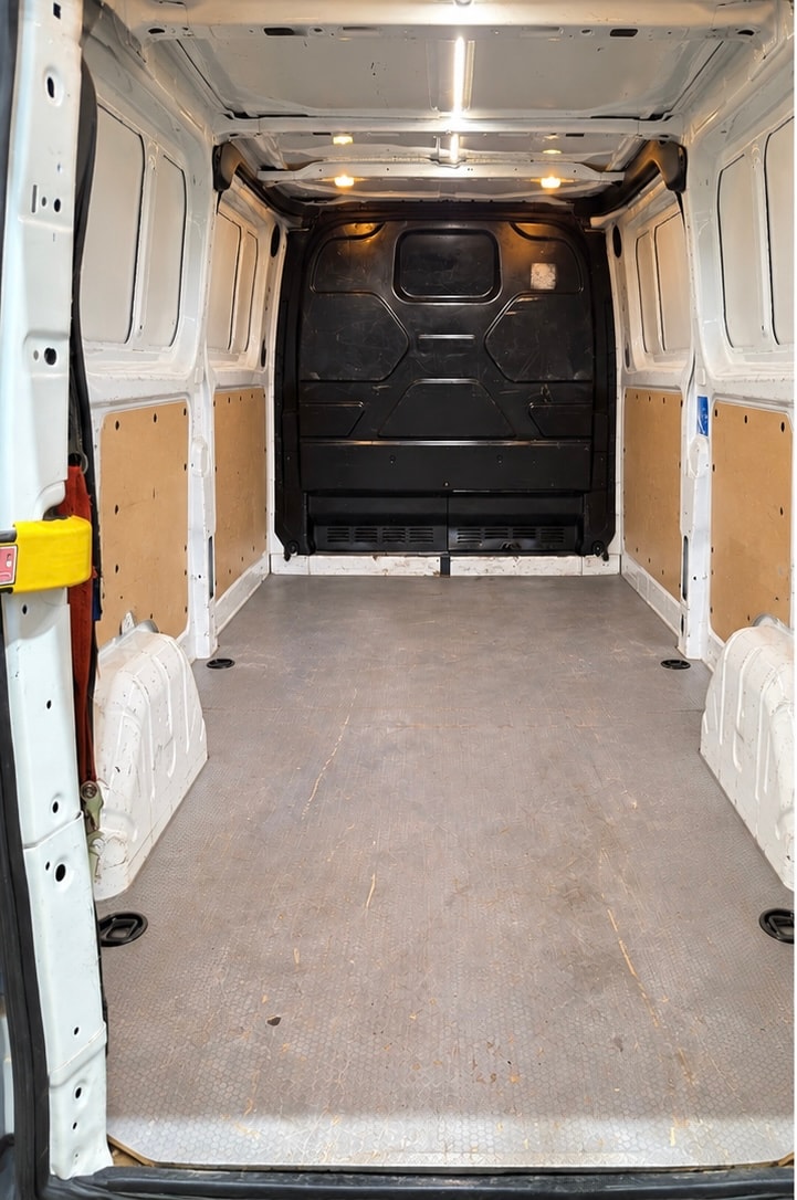 FORD Transit Custom Van 320 L2H1 Trend-image-15