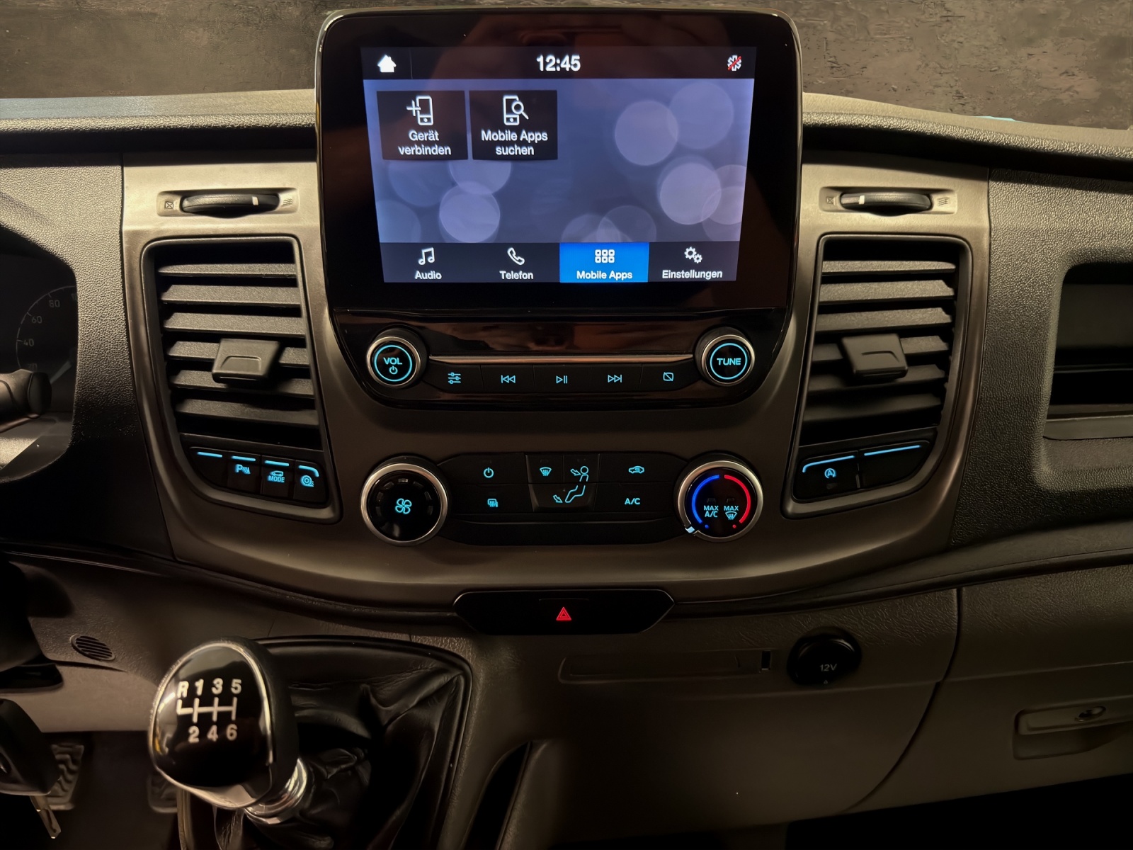 FORD Transit Custom Van 320 L2H1 Trend-image-10