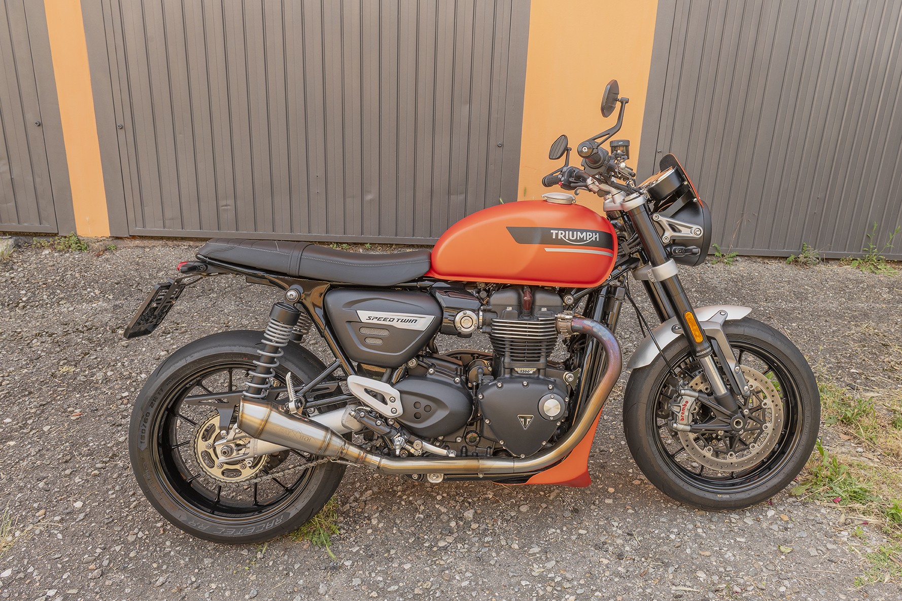 TRIUMPH Speed Twin 1200-image-1