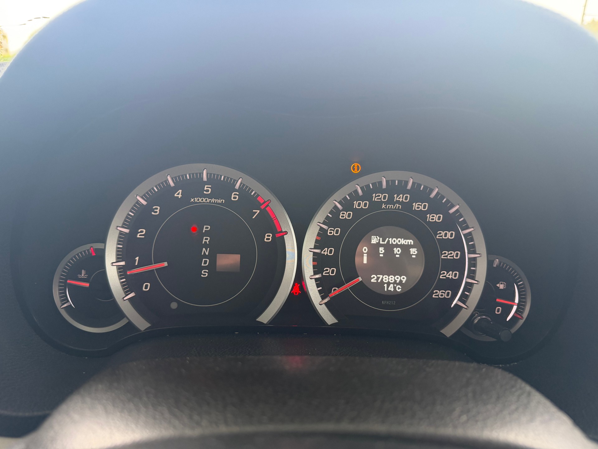 HONDA Accord 2.0i 16V Elegance Automatic-image-4
