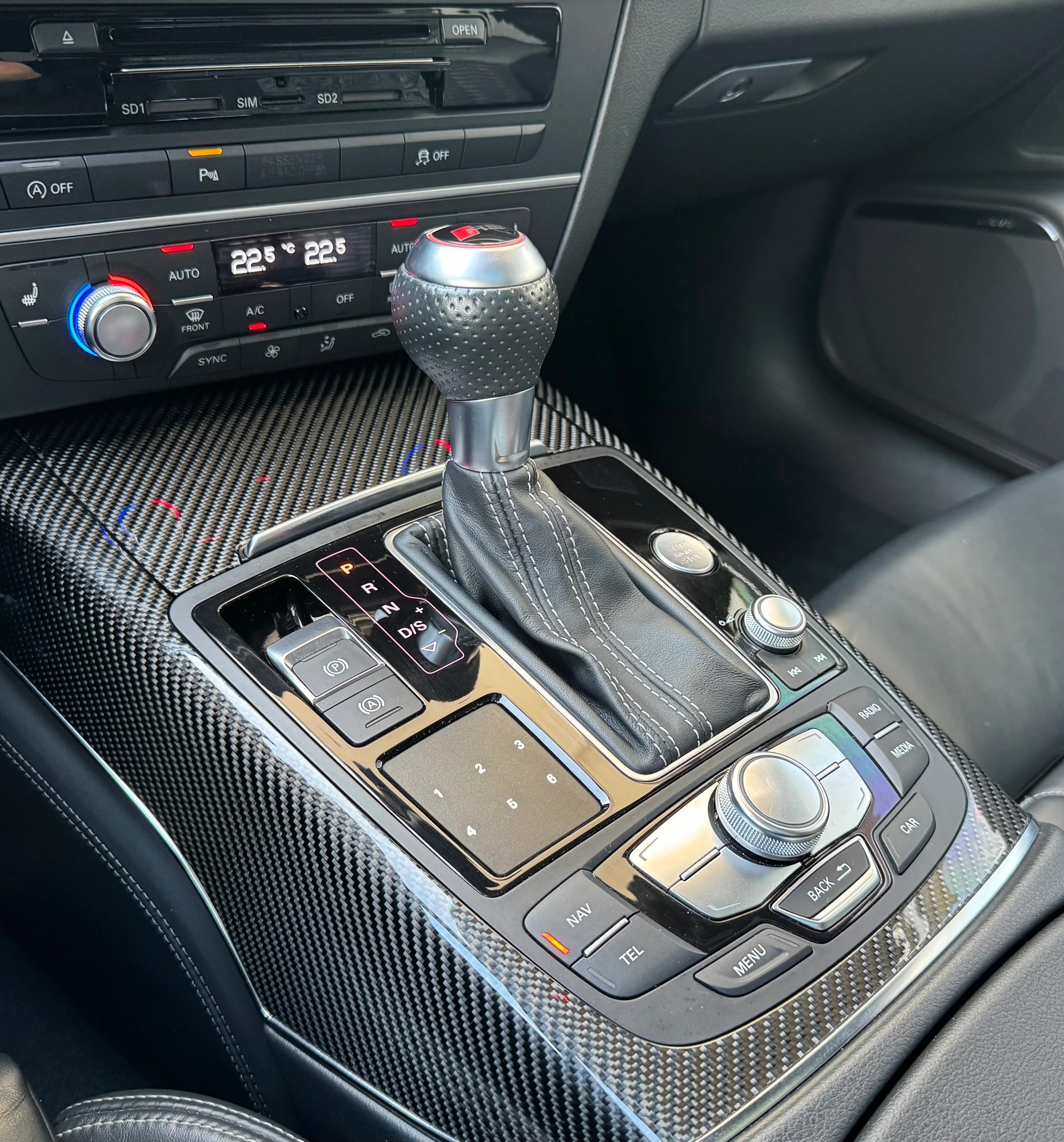 AUDI RS6 Avant 4.0 TFSI V8 quattro Tiptronic-image-21