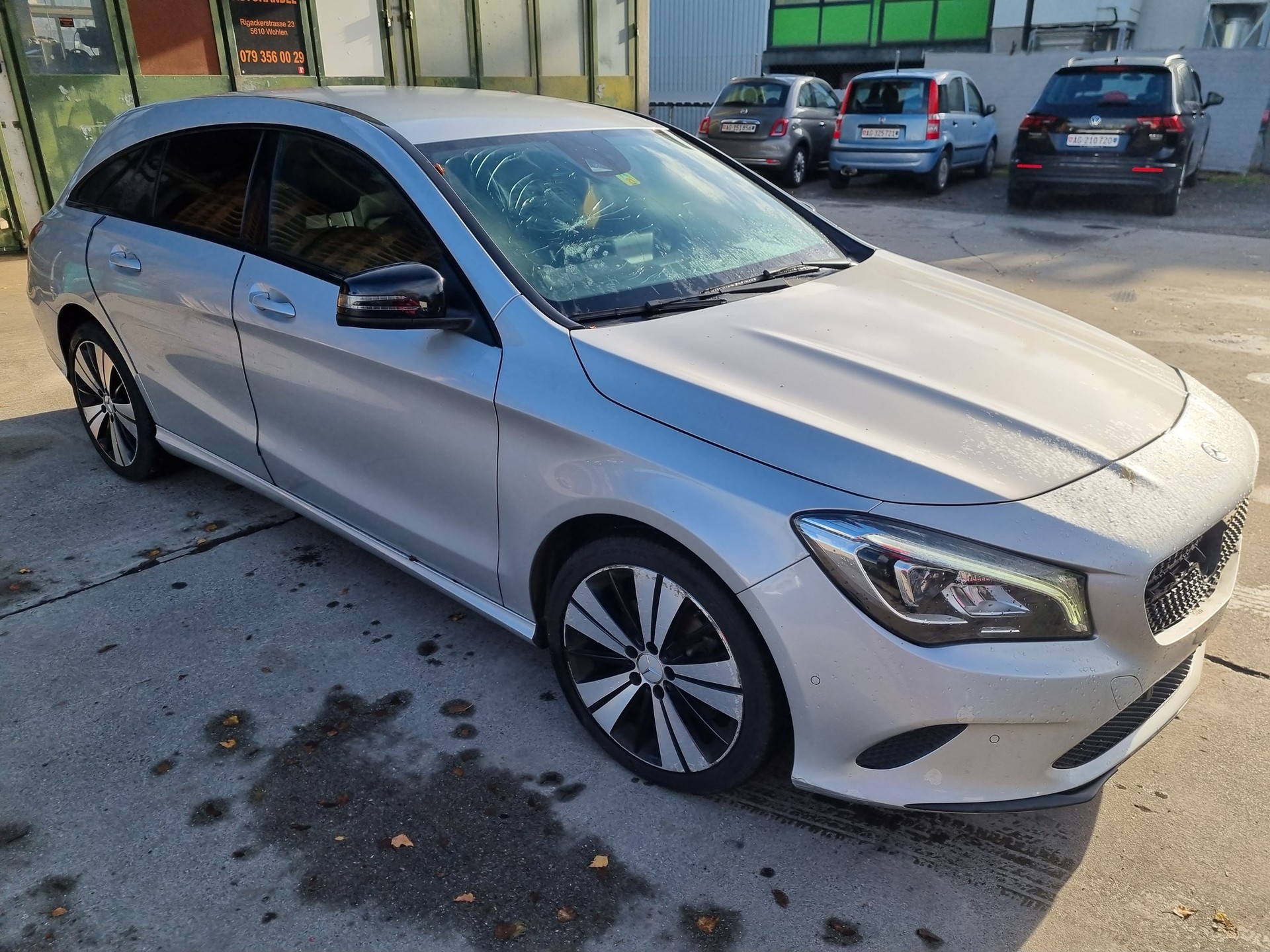 MERCEDES-BENZ CLA Shooting Brake 200 d-image-2