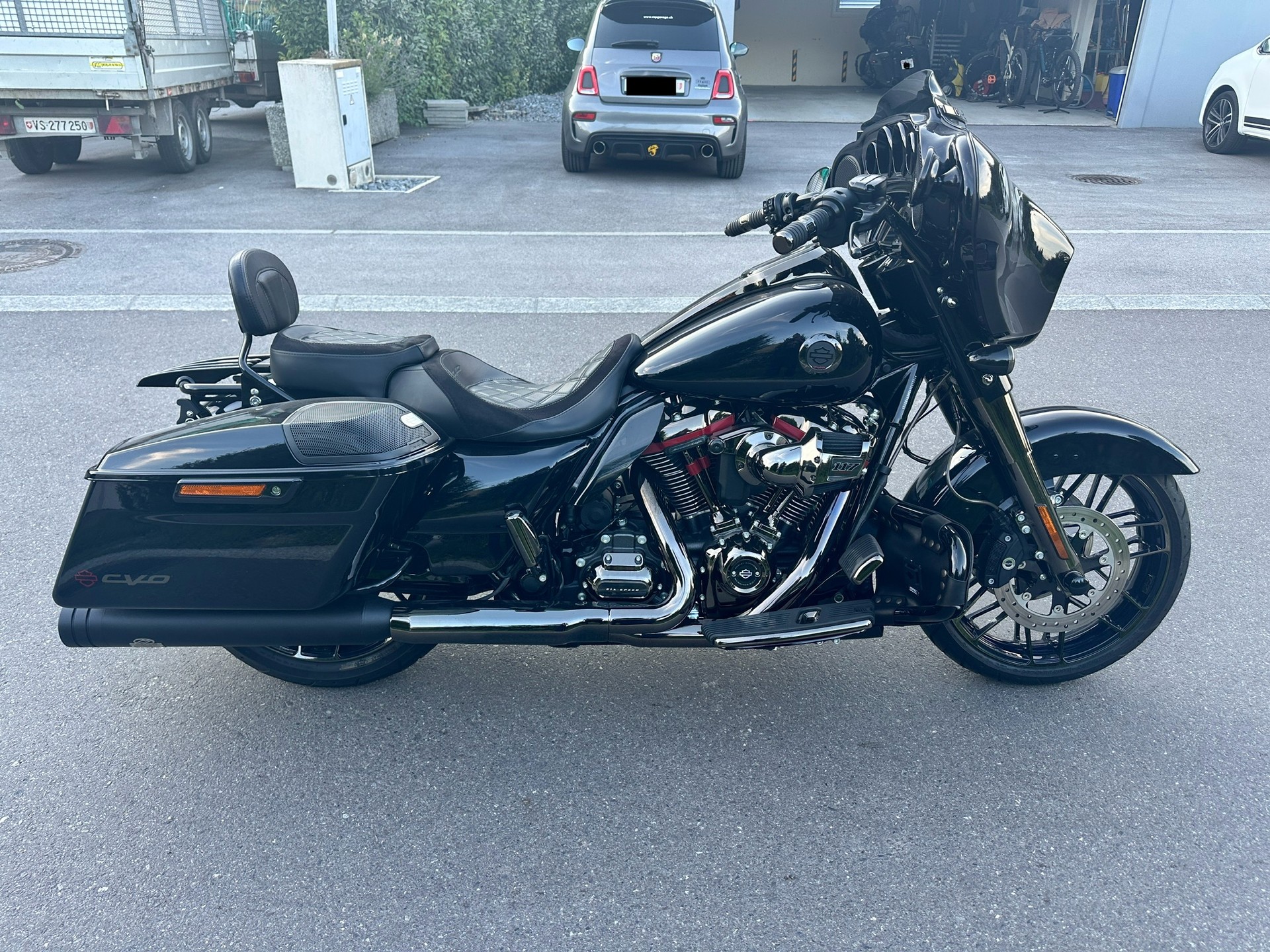 HARLEY-DAVIDSON FLHXSE Street Glide CVO 117-image-2