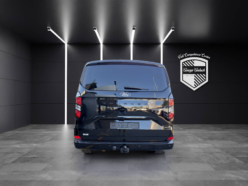 FORD Tourneo Custom 320 L1 2.0 EcoBlue 136 Titanium-showroom-element-3