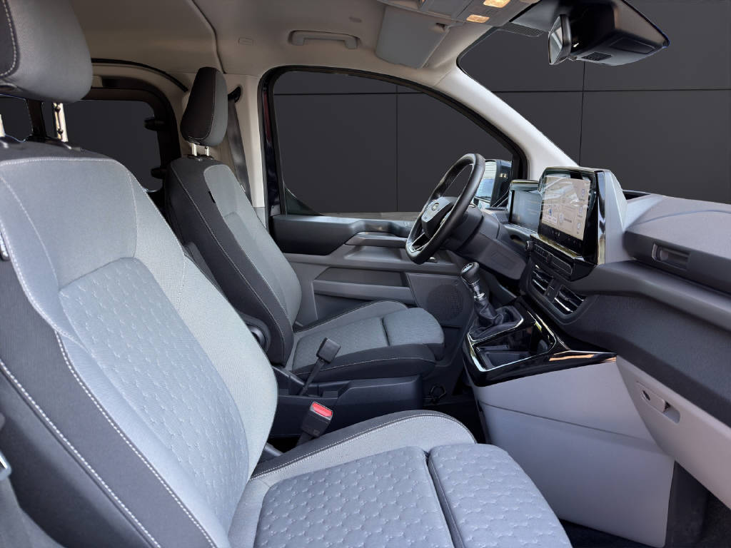 FORD Tourneo Custom 320 L1 2.0 EcoBlue 136 Titanium-image-17