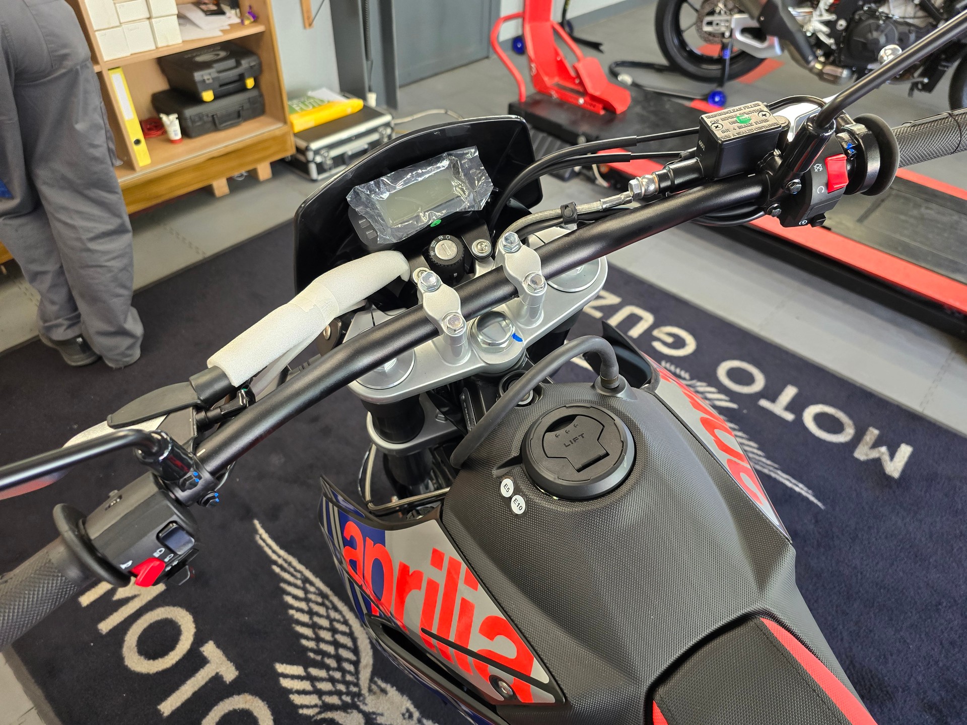 APRILIA SX 125-image-8
