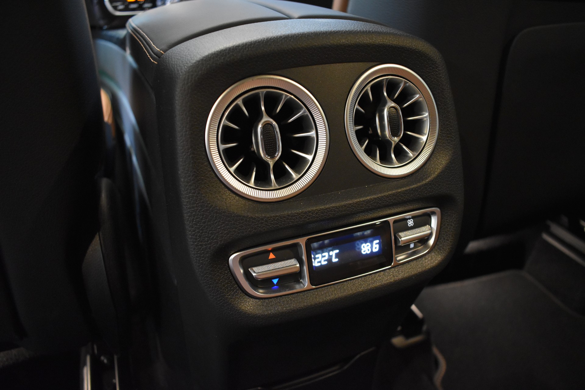 MERCEDES-BENZ G 63 AMG Speedshift Plus G-Tronic-image-30