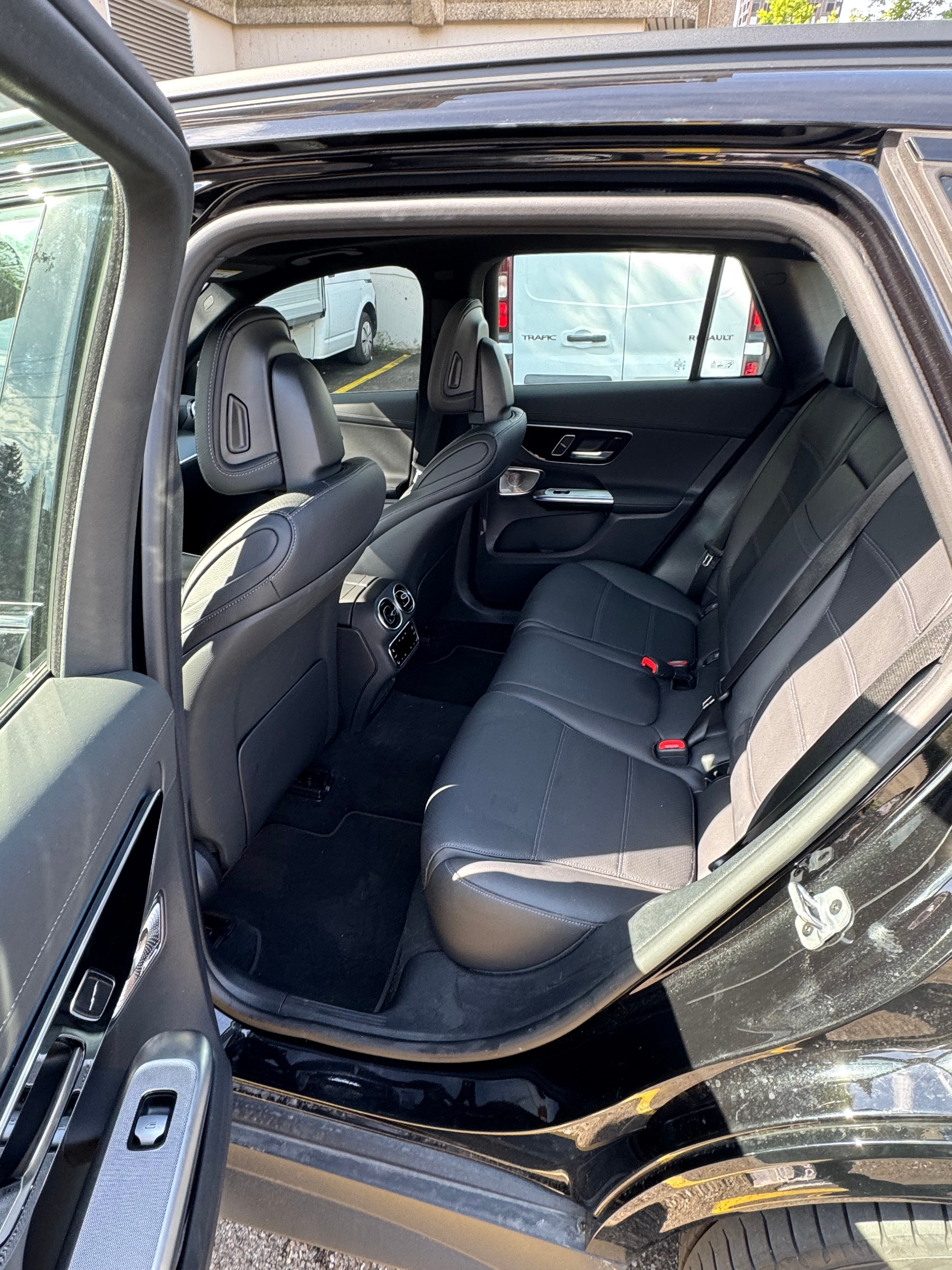 MERCEDES-BENZ GLC 400 e 4Matic 9G-Tronic-image-5