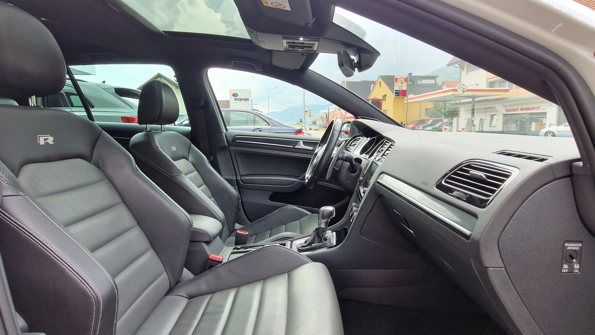 VW Golf 2.0 TSI R 360S 4Motion DSG-image-8
