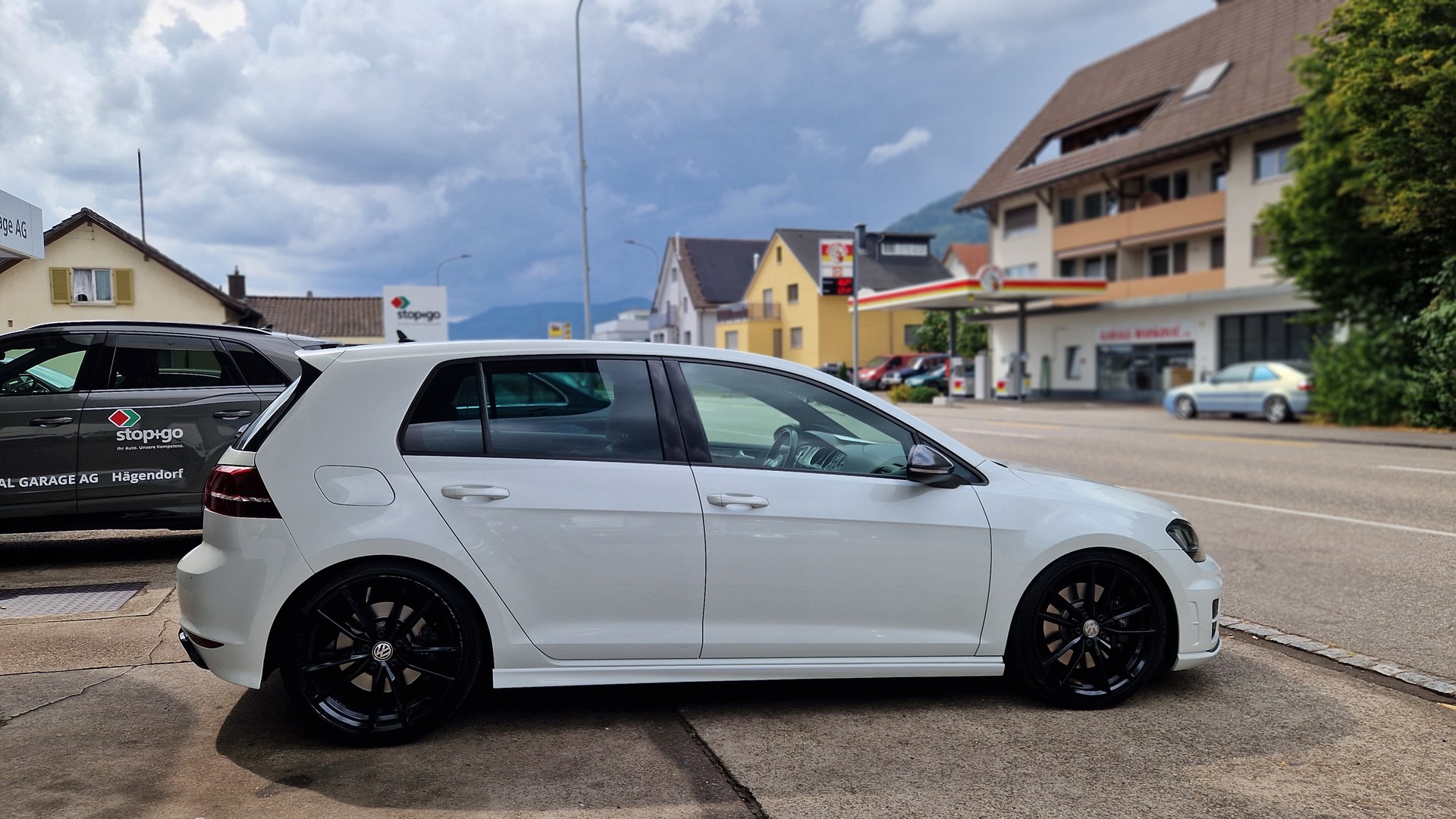 VW Golf 2.0 TSI R 360S 4Motion DSG-image-3