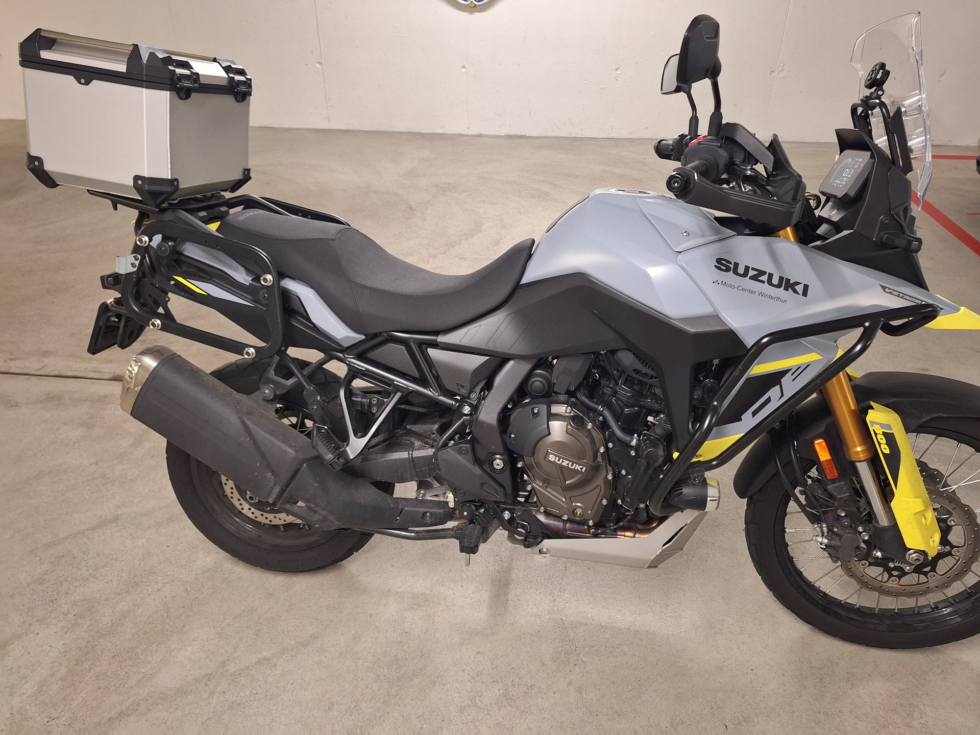 SUZUKI DL 800 DE BIG (35kW)-image-0