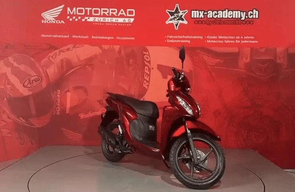 HONDA NSC Vision 110 **Neufahrzeug**Rot*-image-0