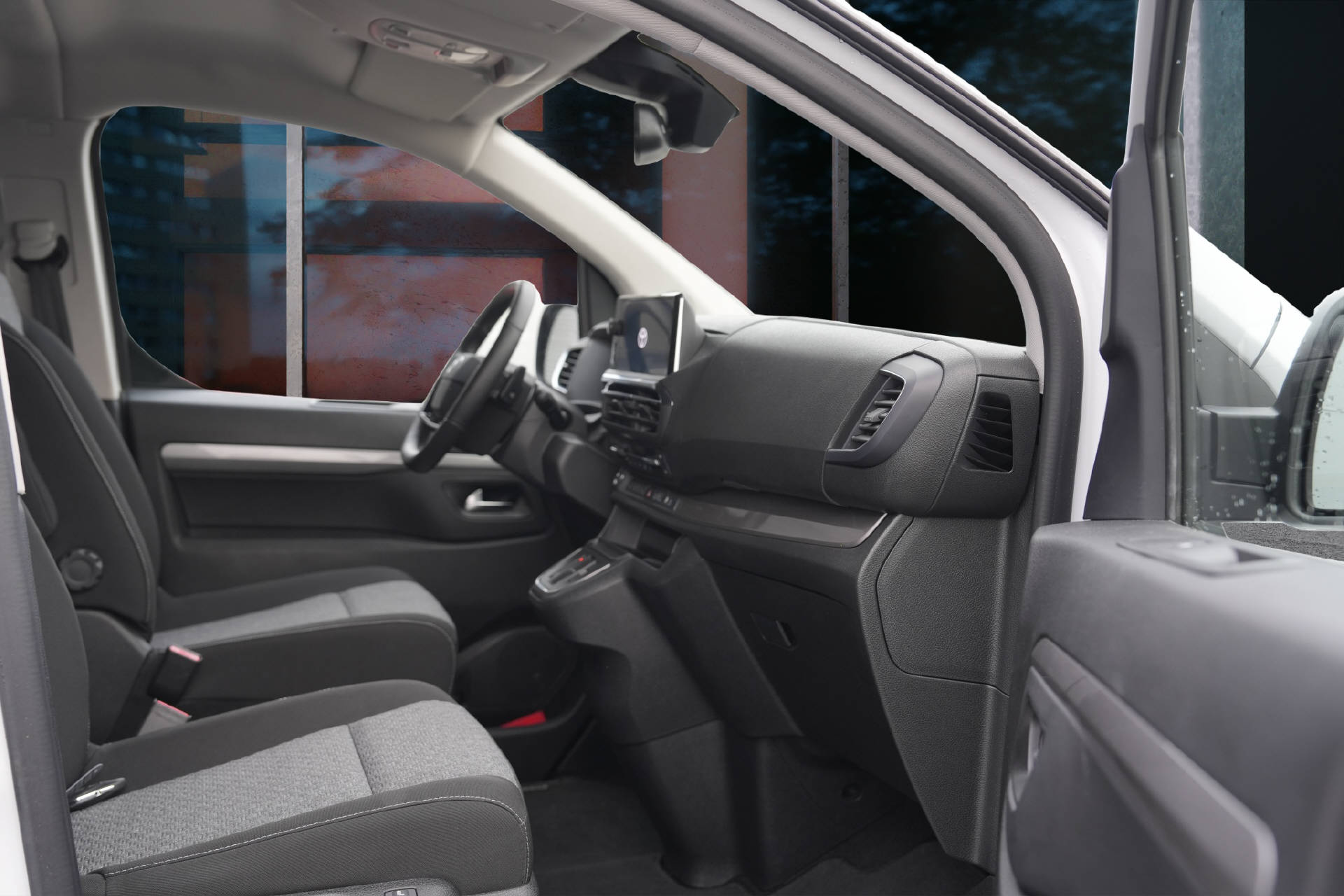 TOYOTA PROACE Verso L1 2.0 D Trend-image-9