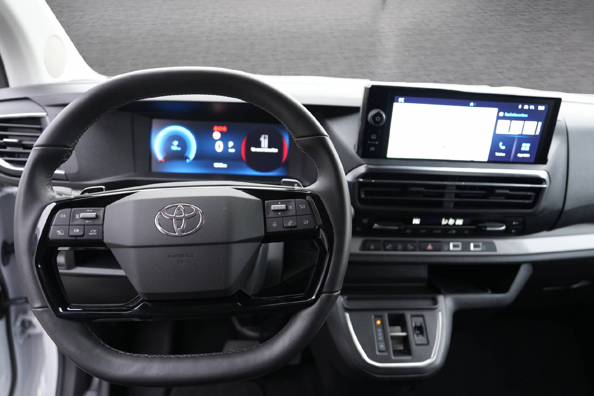 TOYOTA PROACE Verso L1 2.0 D Trend-image-12