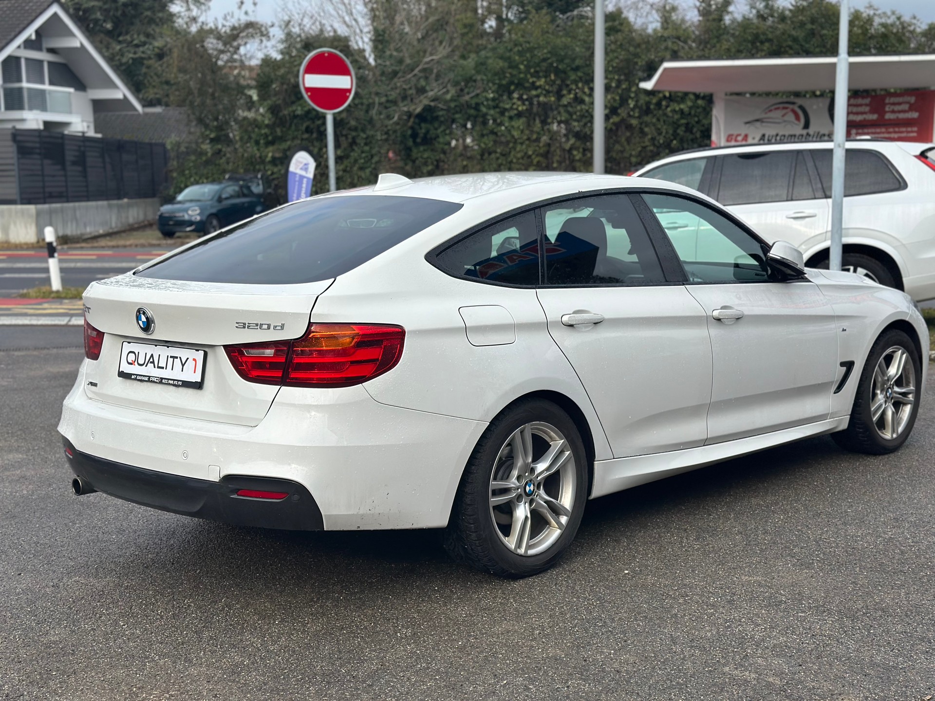 BMW 320d GT xDrive Sport Line Steptronic-image-4