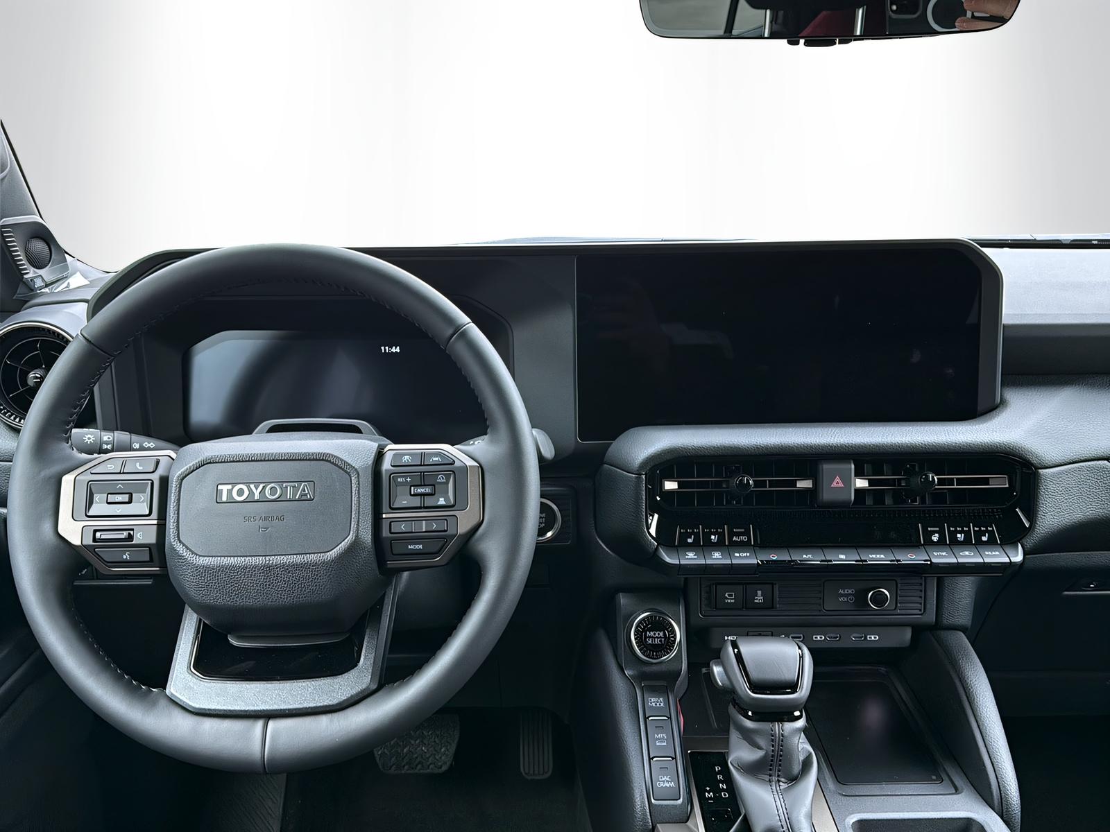 TOYOTA Land Cruiser 2.8 D 48V Invincible-image-7