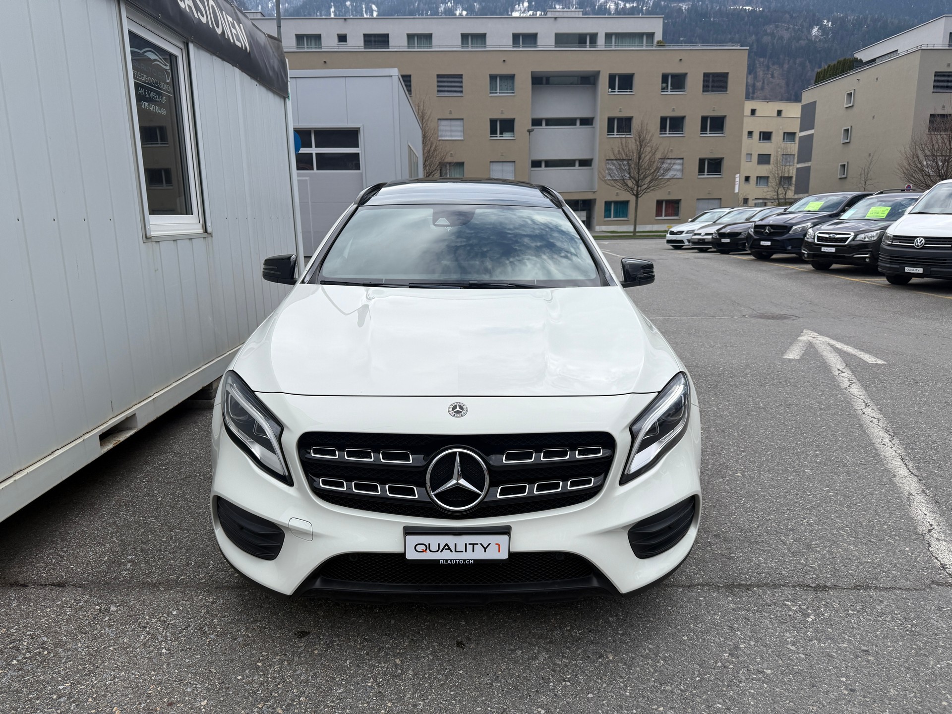 MERCEDES-BENZ GLA 250 AMG Line 4Matic 7G-DCT *TOPZUSTAND* SEHR GEPFLEGT*-image-10