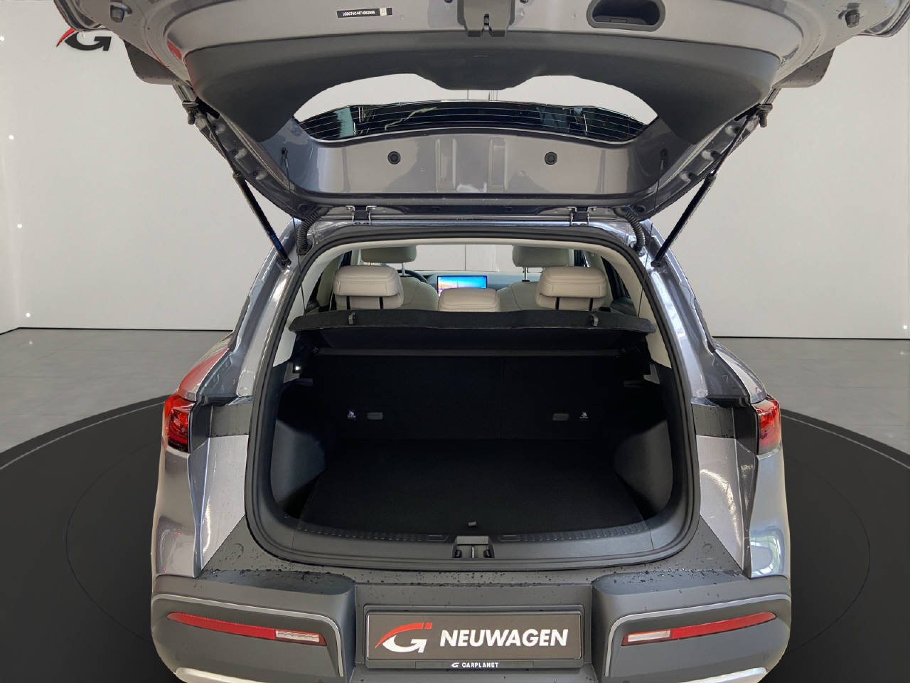 BYD Atto 2 DM-i Boost-image-11