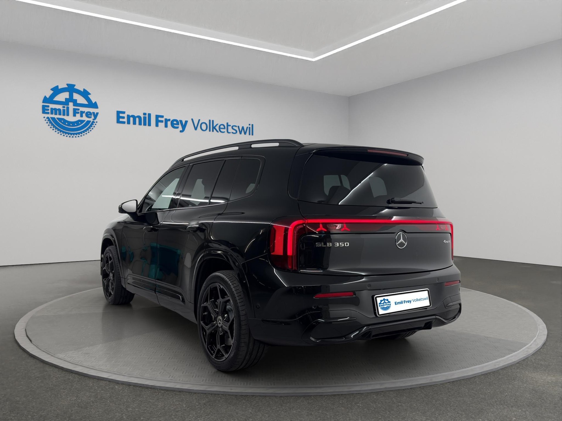 MERCEDES-BENZ GLB 350 4matic-showroom-element-2