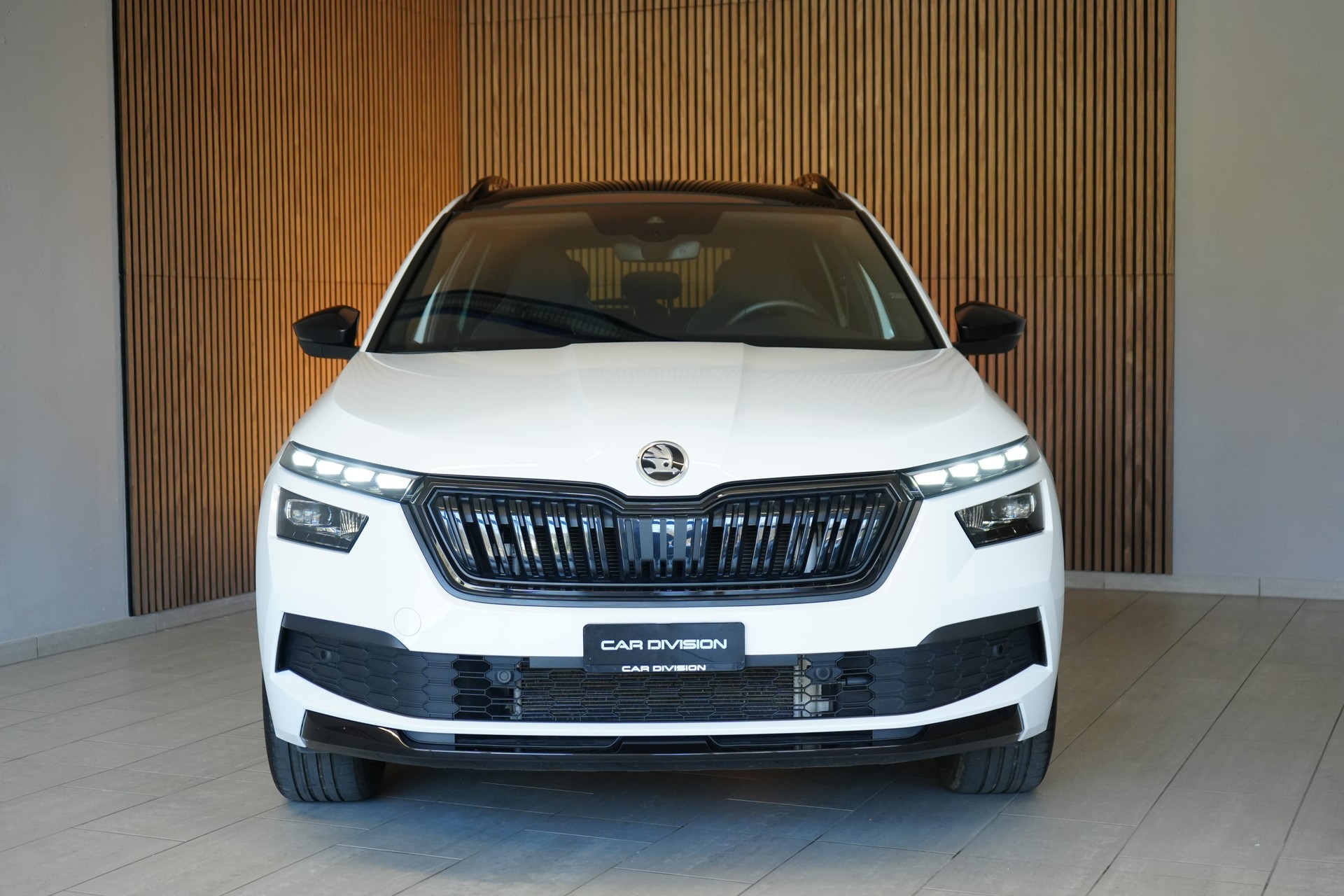 SKODA Kamiq 1.5 TSI ACT Monte Carlo DSG-showroom-element-2