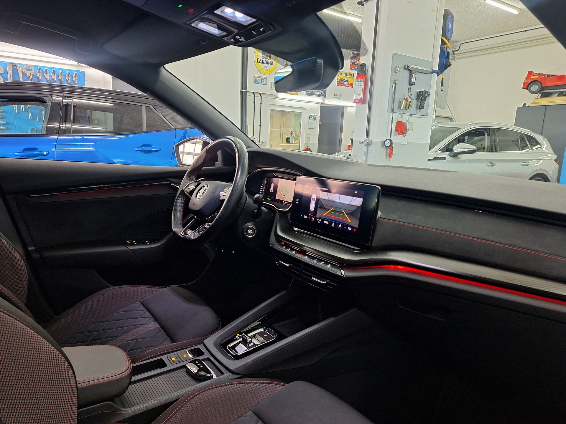 SKODA Octavia Combi 1.4 TSI PHEV DSG RS🔥Aus 1.Hand , Frisch ab MFK & Service🔥-image-18