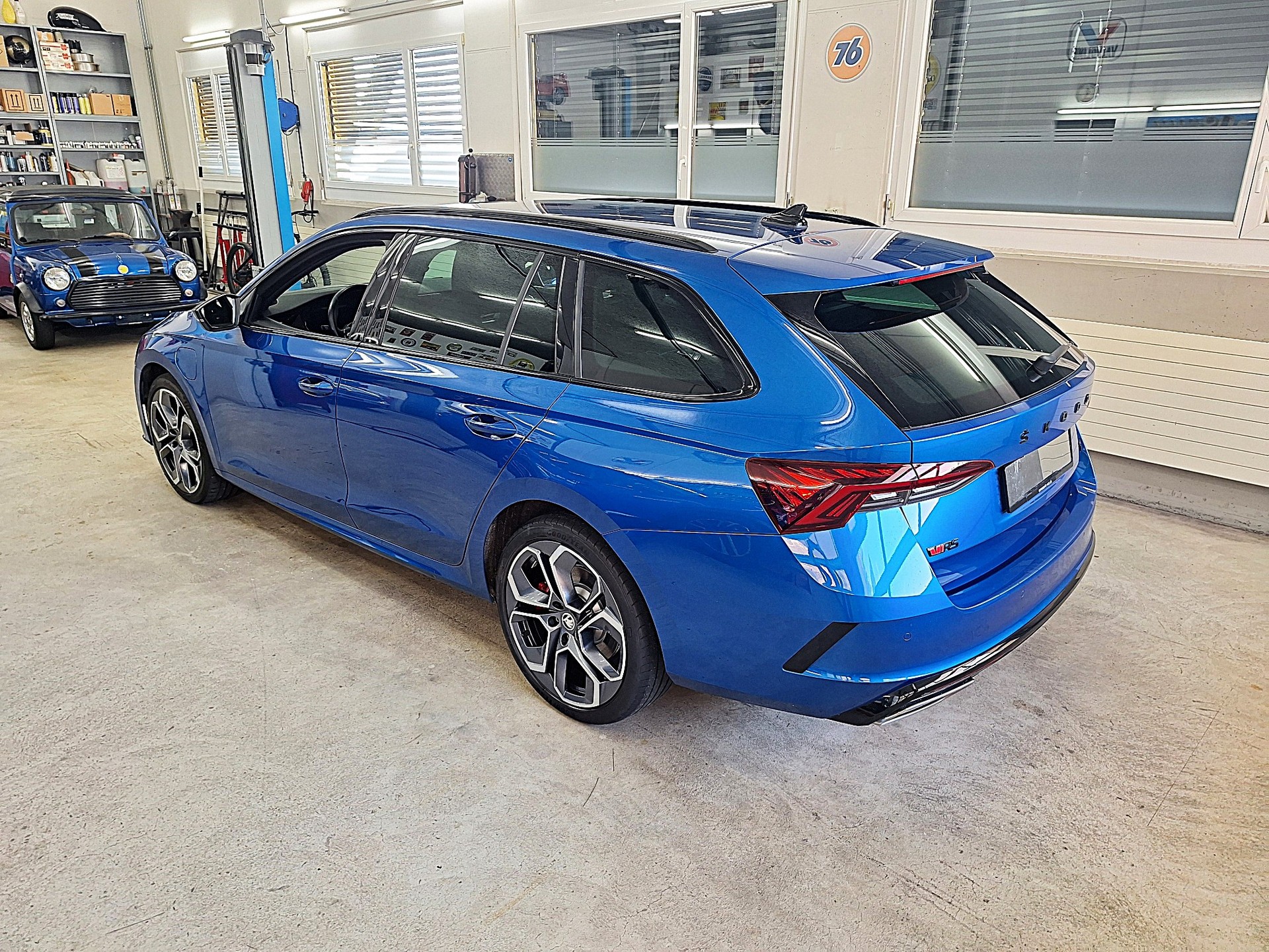 SKODA Octavia Combi 1.4 TSI PHEV DSG RS🔥Aus 1.Hand , Frisch ab MFK & Service🔥-image-4