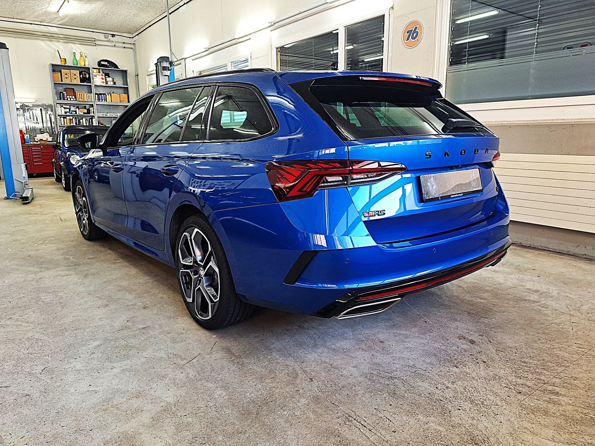 SKODA Octavia Combi 1.4 TSI PHEV DSG RS🔥Aus 1.Hand , Frisch ab MFK & Service🔥-image-5