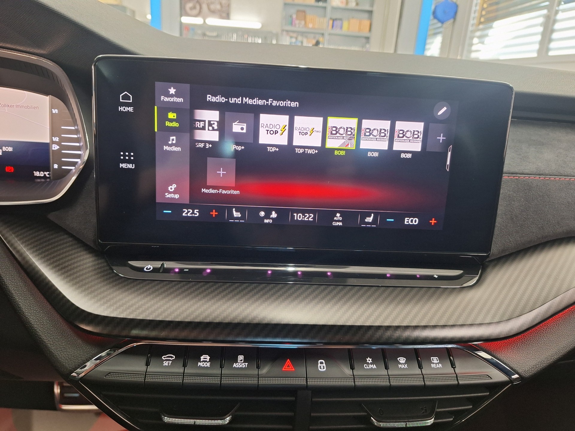 SKODA Octavia Combi 1.4 TSI PHEV DSG RS🔥Aus 1.Hand , Frisch ab MFK & Service🔥-image-11