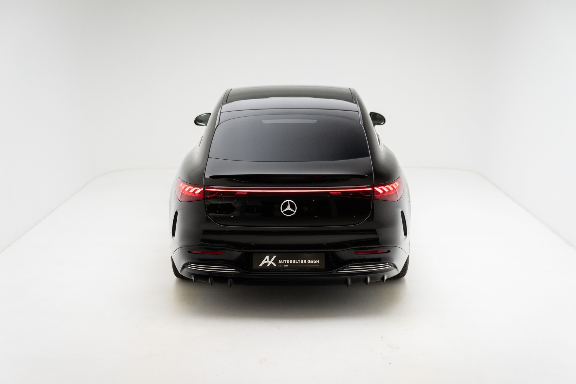 MERCEDES-BENZ EQS 53 4matic+-image-10