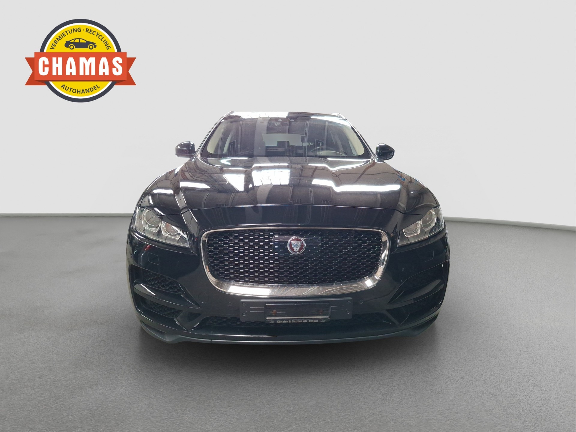 JAGUAR F-Pace 25d Prestige AWD Automatik-image-1