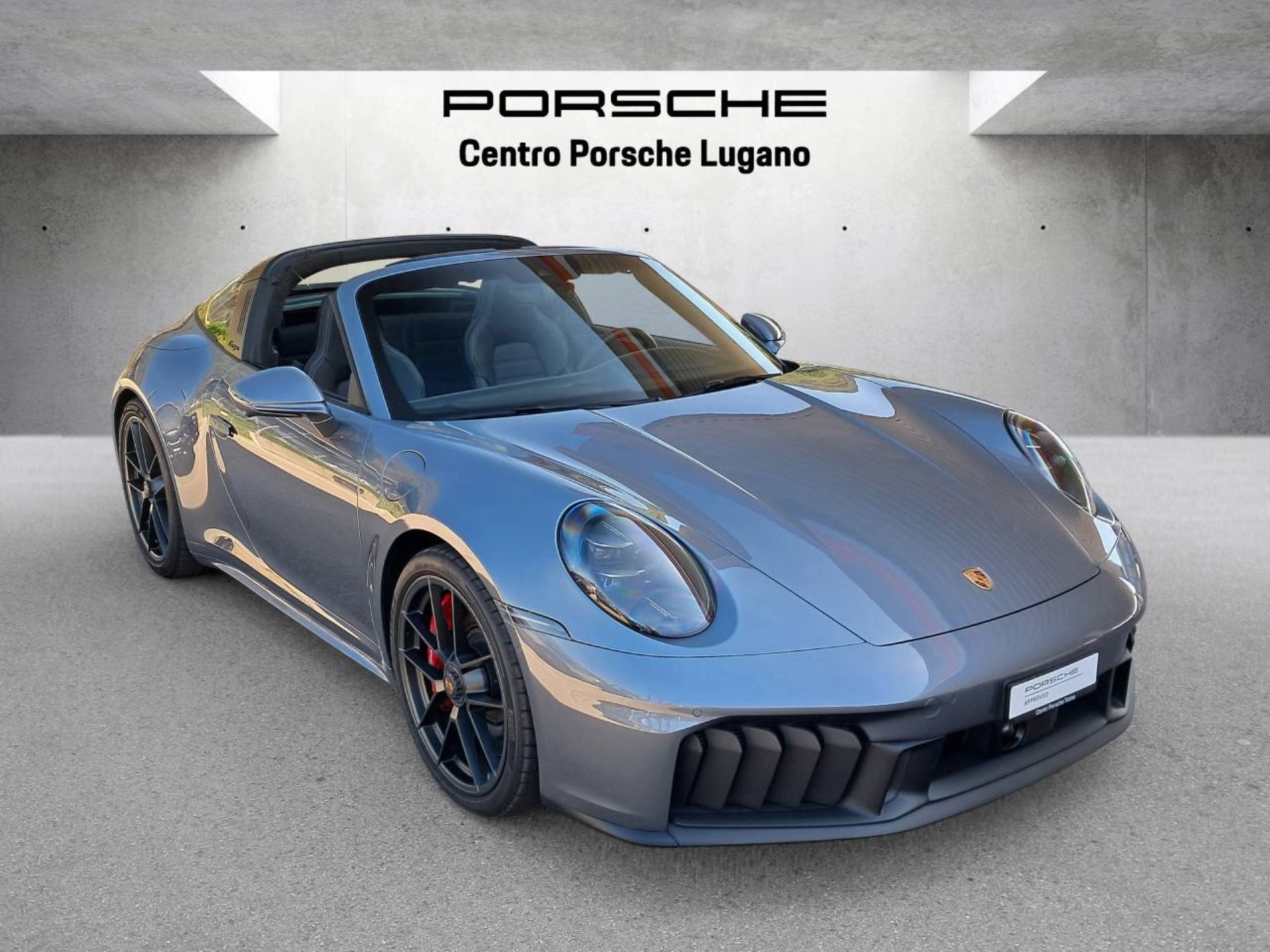 PORSCHE 911 Targa 4 GTS-image-5