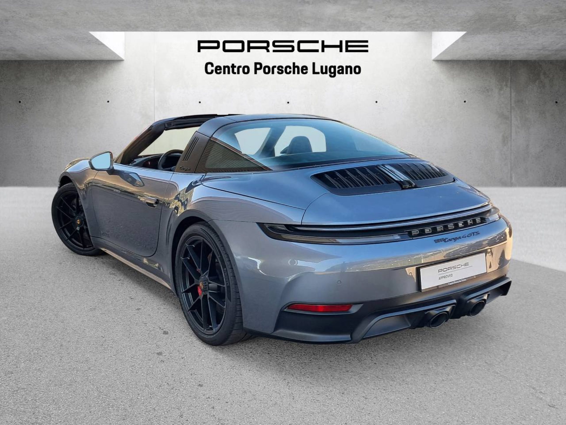 PORSCHE 911 Targa 4 GTS-showroom-element-2