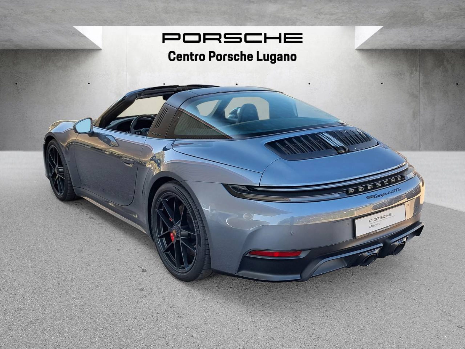 PORSCHE 911 Targa 4 GTS-image-6