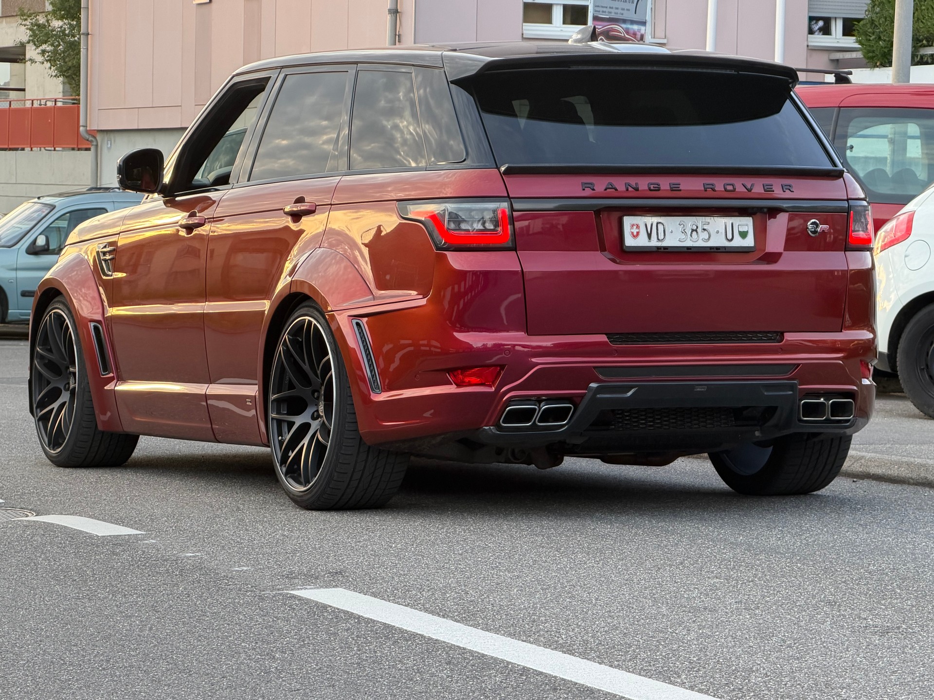 LAND ROVER Range Rover Sport 5.0 V8 S/C SVR Automatic-image-4