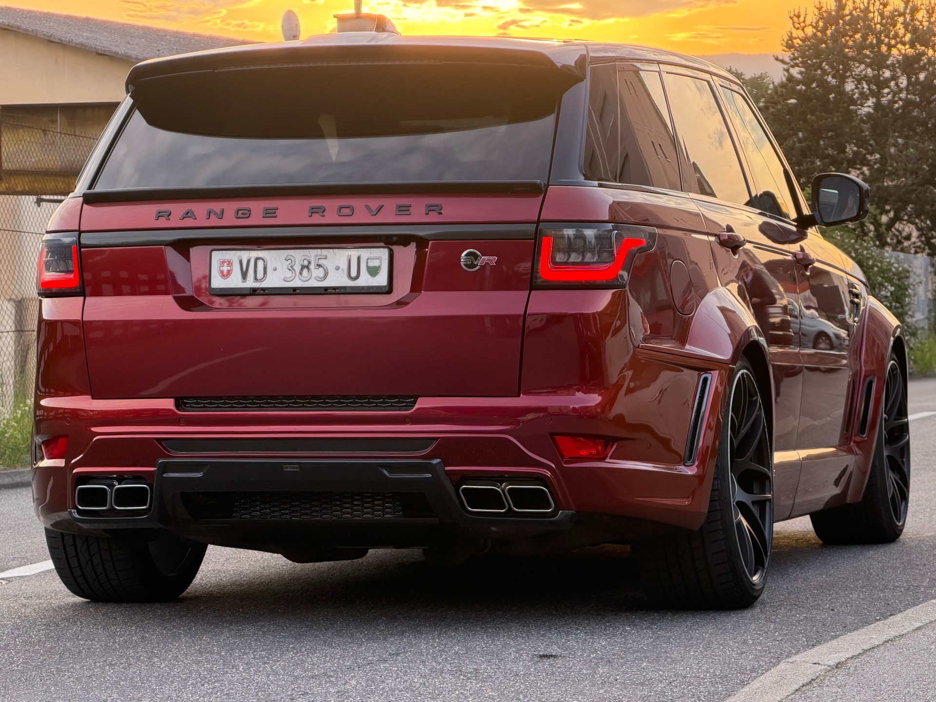 LAND ROVER Range Rover Sport 5.0 V8 S/C SVR Automatic-image-6