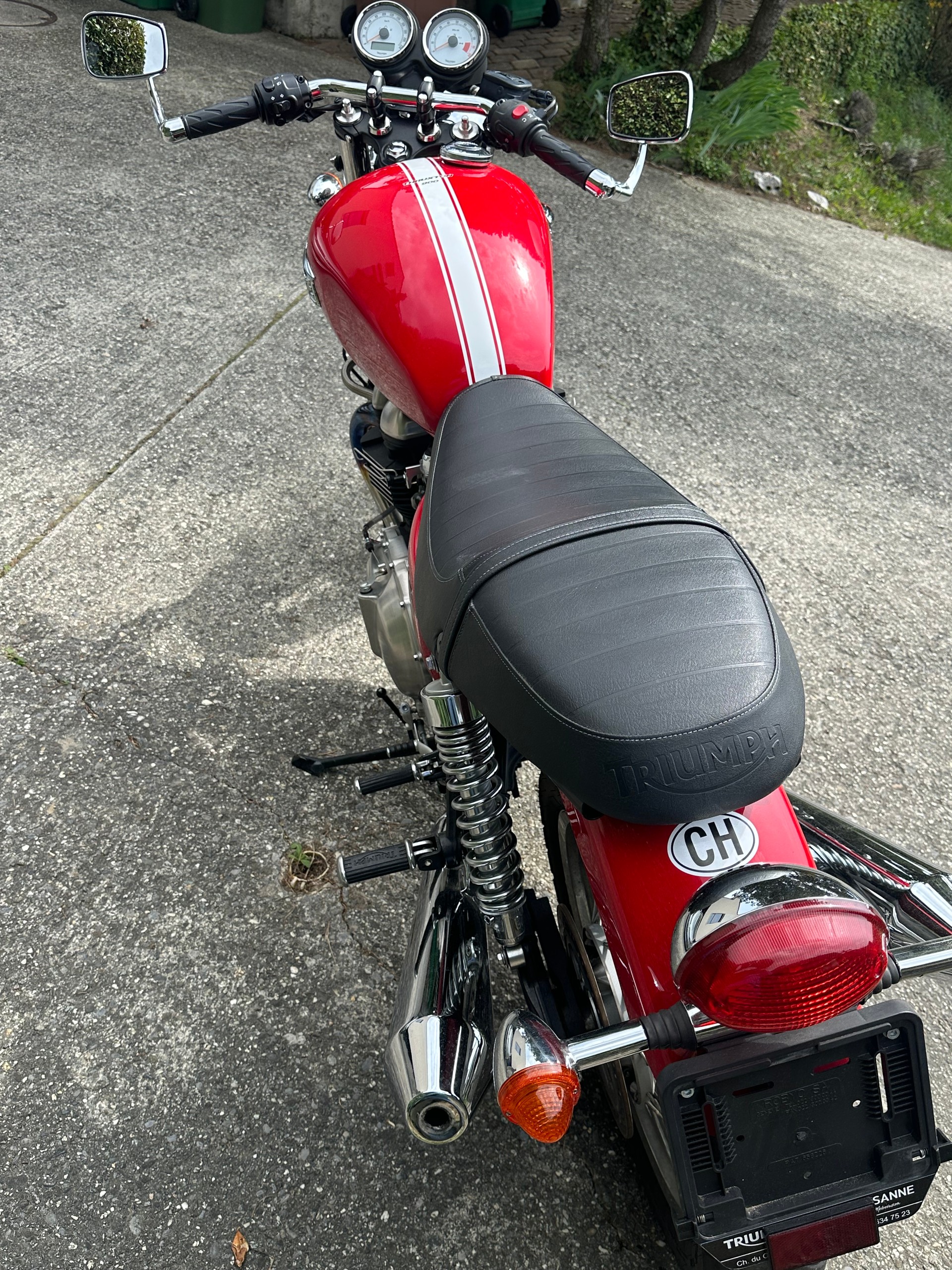 TRIUMPH Thruxton 900 i-image-6