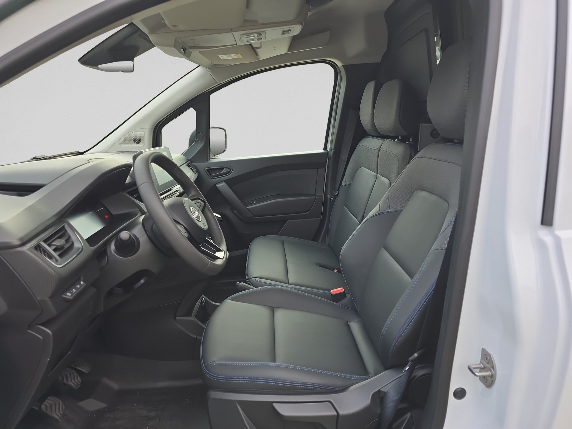 NISSAN Townstar 1.3 DIG-T L1 Acenta Leasing 0 apport / 10 000kms par an et 60 mois dés 387 CHF/mois-image-7
