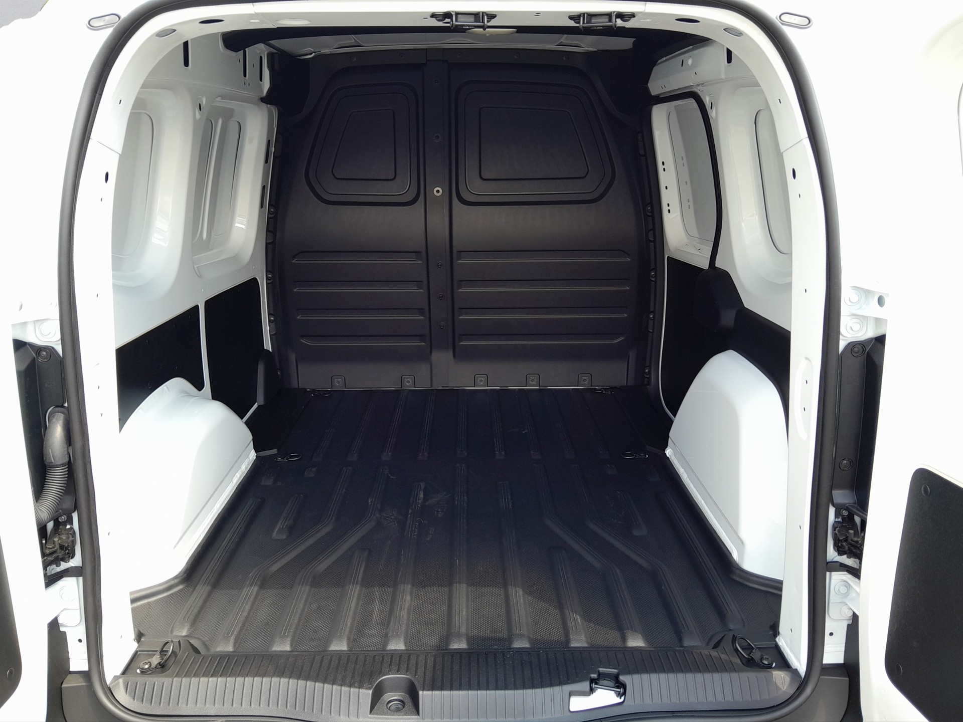 NISSAN Townstar 1.3 DIG-T L1 Acenta Leasing 0 apport / 10 000kms par an et 60 mois dés 387 CHF/mois-image-8