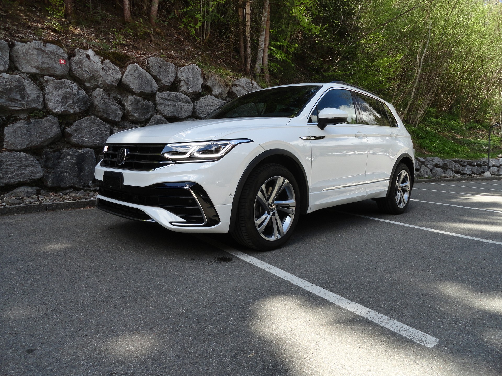 VW Tiguan 2.0TSI R-Line 4Motion DSG