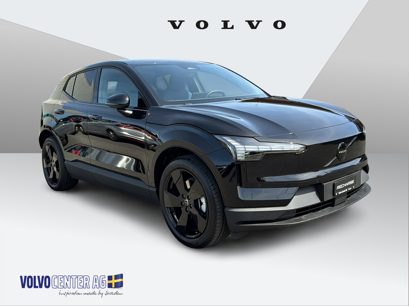 VOLVO EX 30 E60 Plus Swiss Black Edition-image-5