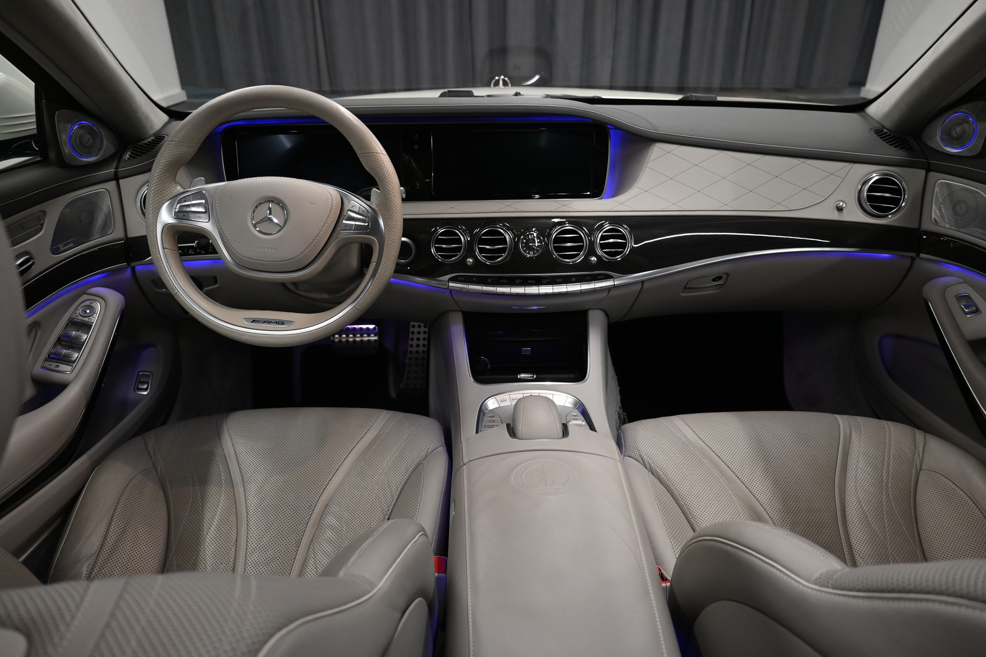 MERCEDES-BENZ S 63 AMG L 4Matic Speedshift *Chauffeur Paket*-image-7