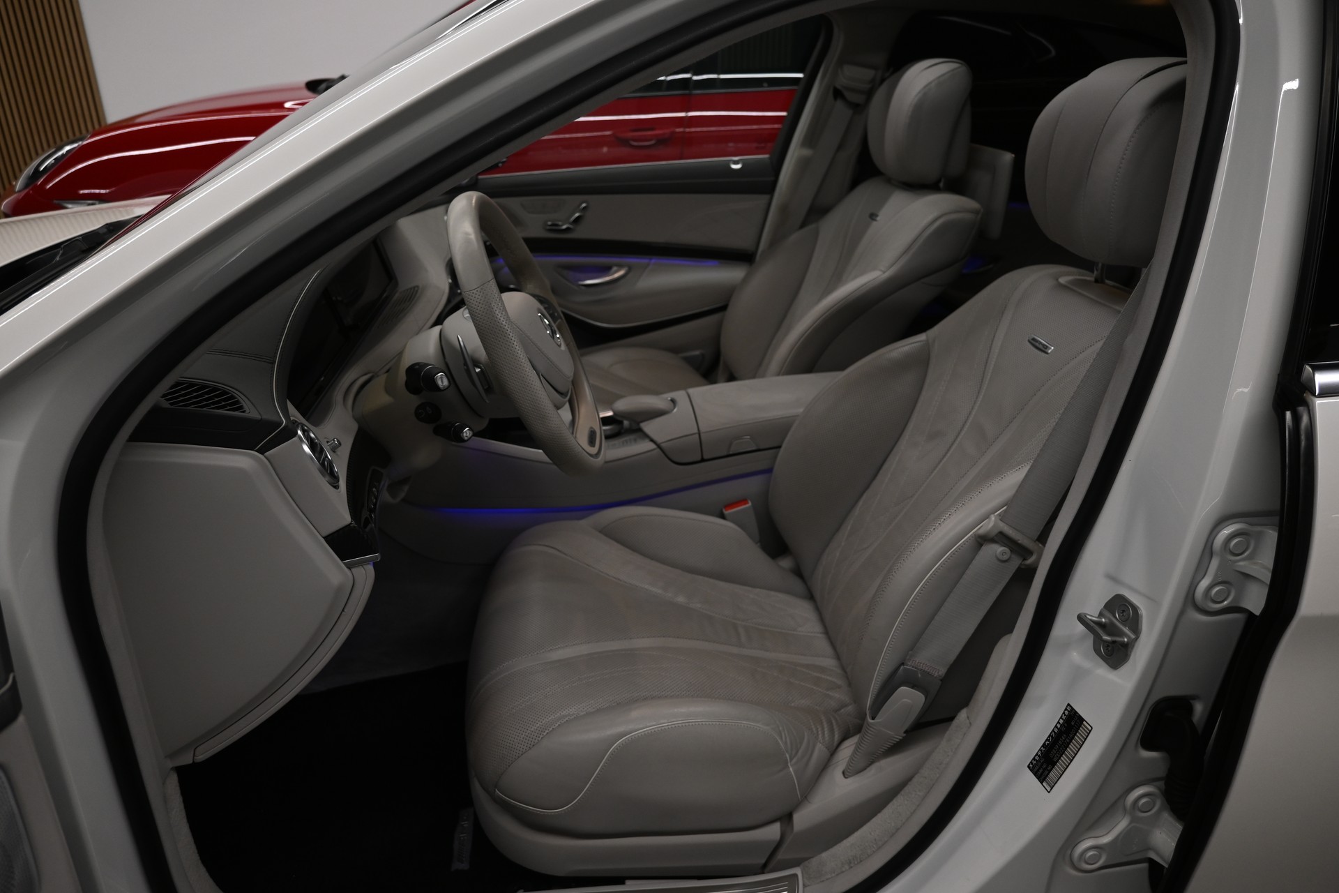 MERCEDES-BENZ S 63 AMG L 4Matic Speedshift *Chauffeur Paket*-image-15