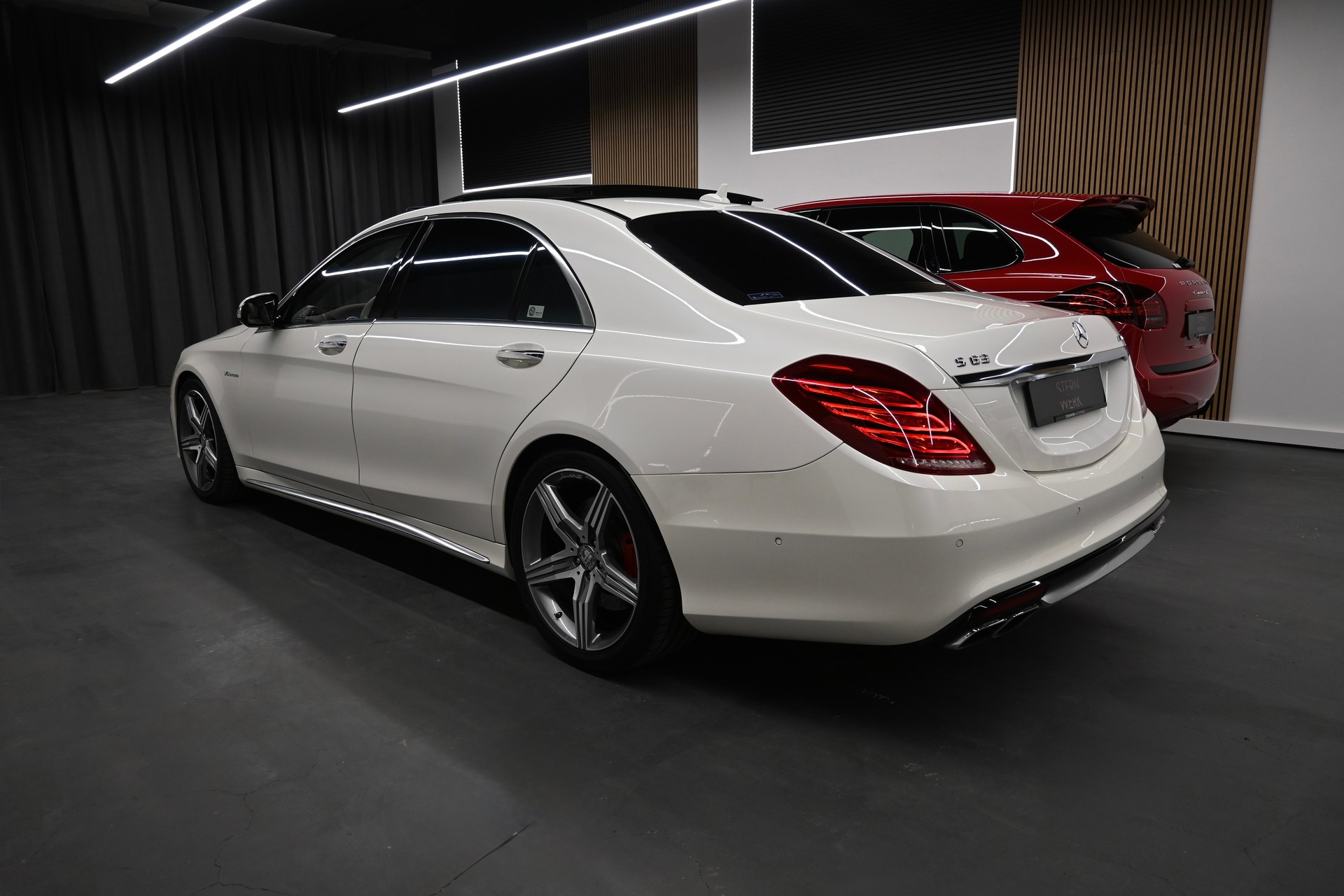 MERCEDES-BENZ S 63 AMG L 4Matic Speedshift *Chauffeur Paket*-image-4