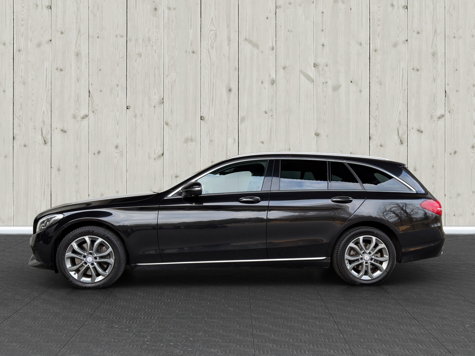 MERCEDES-BENZ C 250 d Avantgarde 4Matic 9G-Tronic-image-3