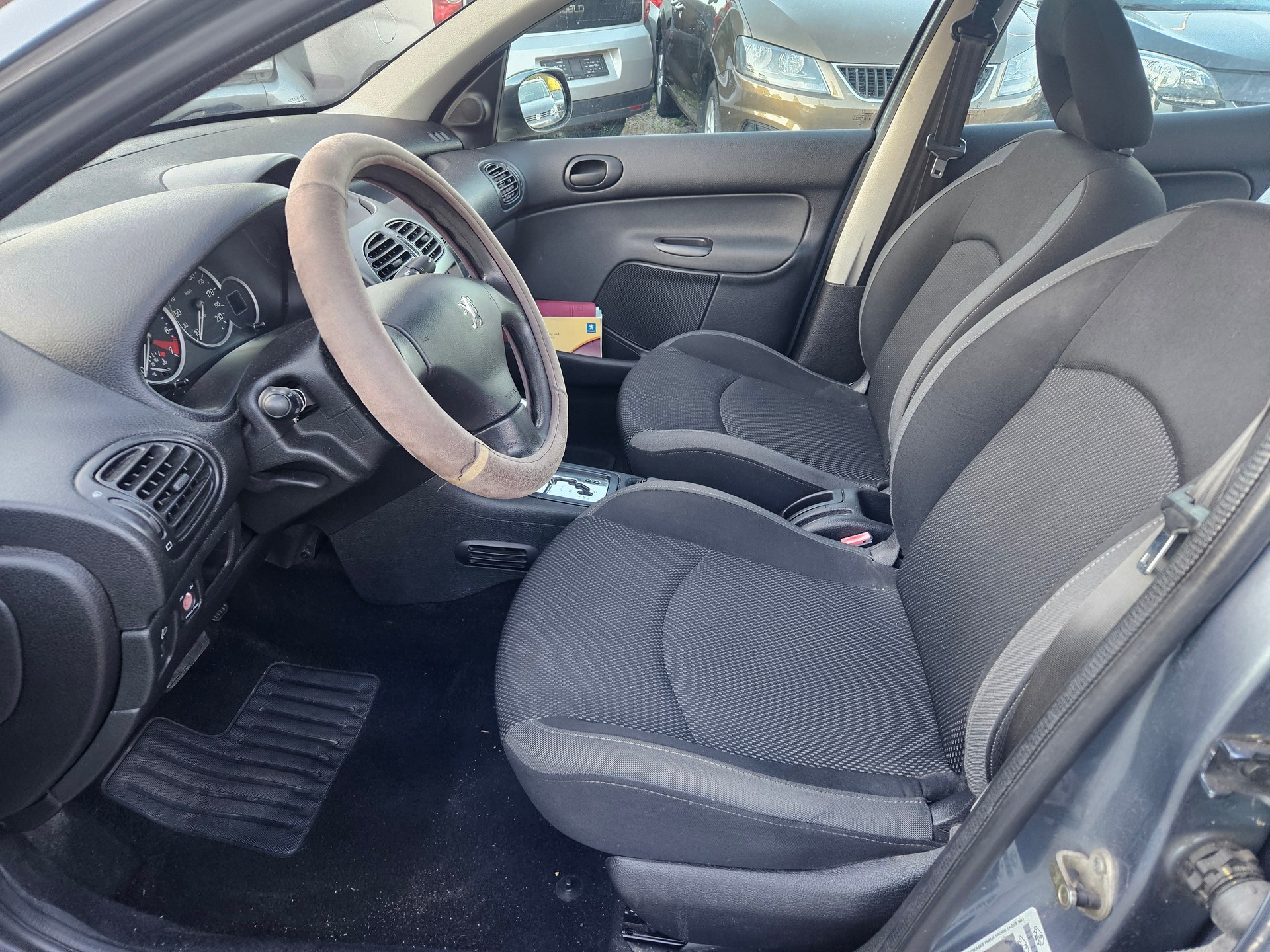 PEUGEOT 206 1.6 16V Trendy-image-7