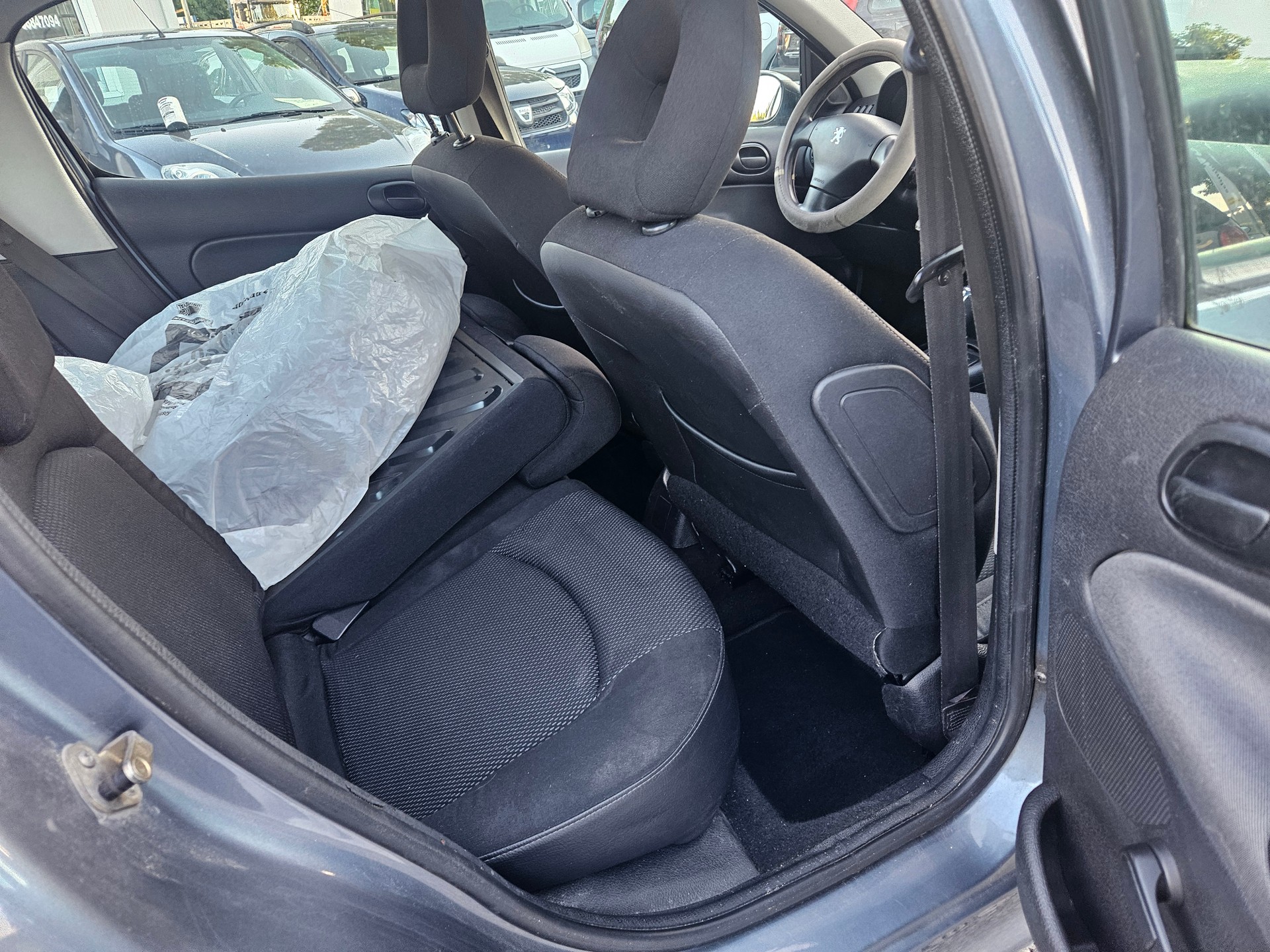 PEUGEOT 206 1.6 16V Trendy-image-10