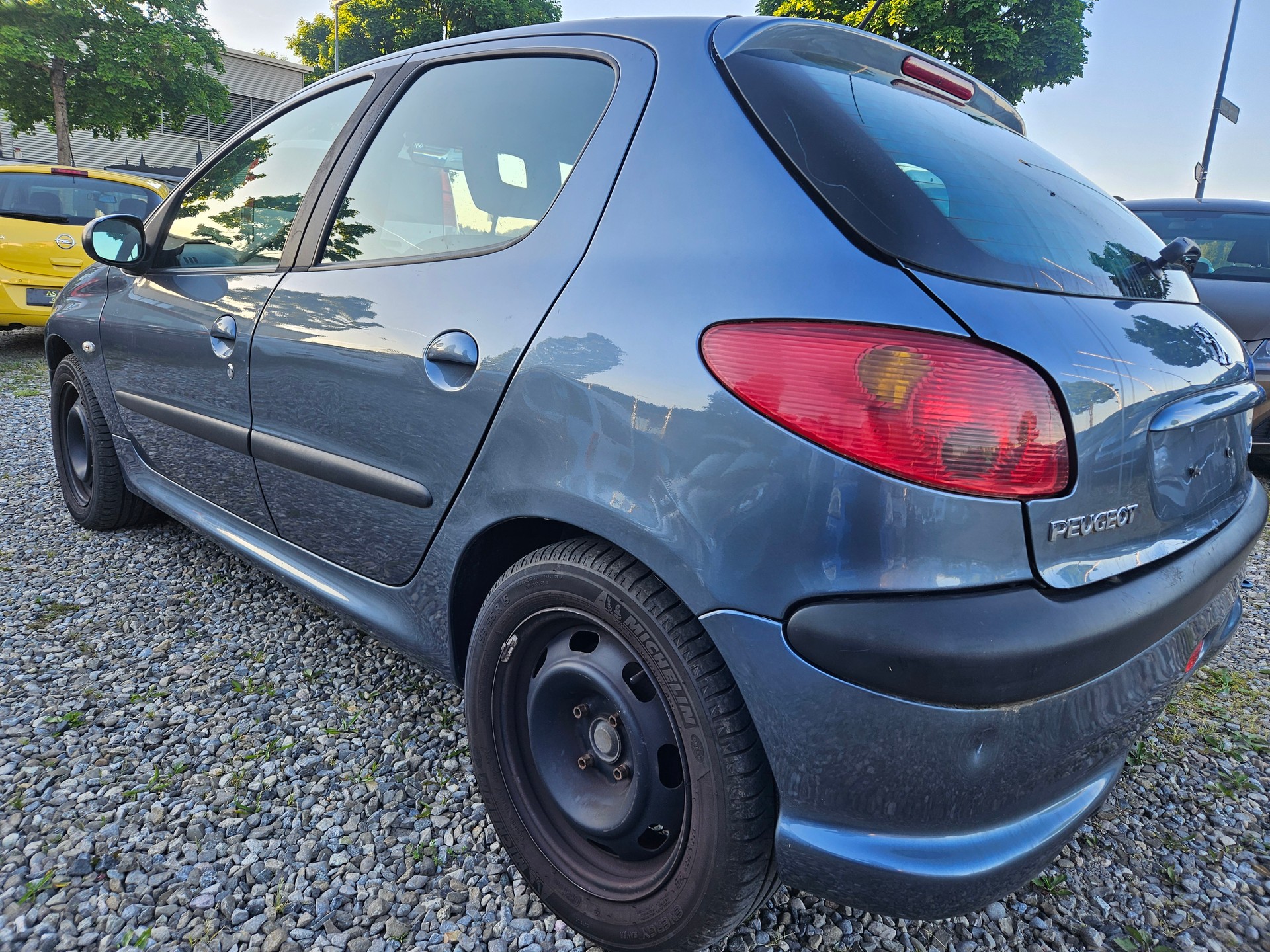 PEUGEOT 206 1.6 16V Trendy-image-5