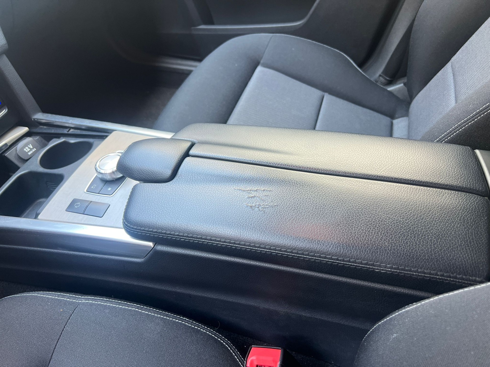 MERCEDES-BENZ E 200 7G-Tronic-image-10