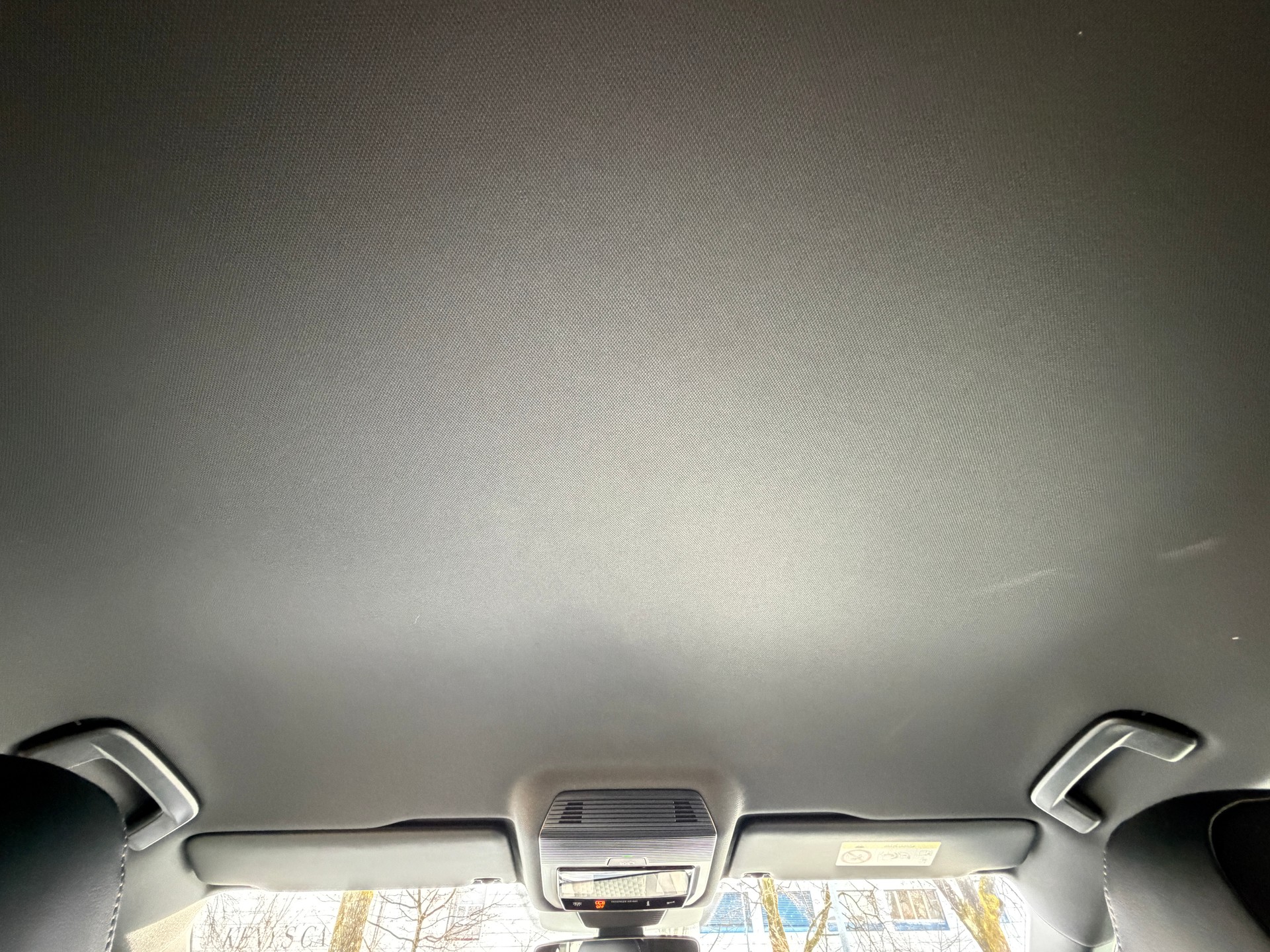 VW T-Roc 1.5 eTSI mHEV R-Line DSG-image-9